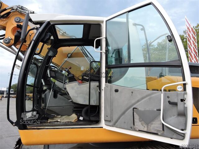 Liebherr R 926 Liebherr R926