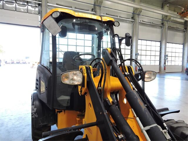 JCB 406 + gafler JCB 406 + Fork