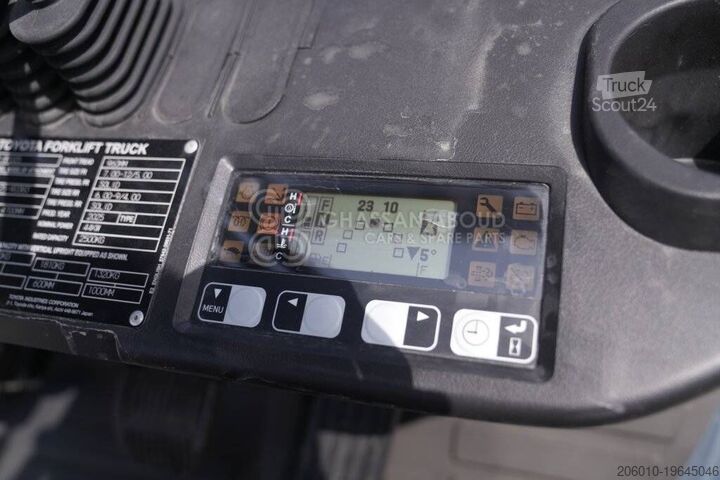 Chariot élévateur Toyota 3STAGE