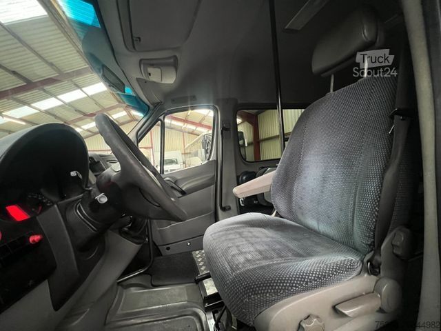 Minibús VOLKSWAGEN Crafter 2.5 TDi Maxi 9Sitze + Lift ENGINE BROKEN