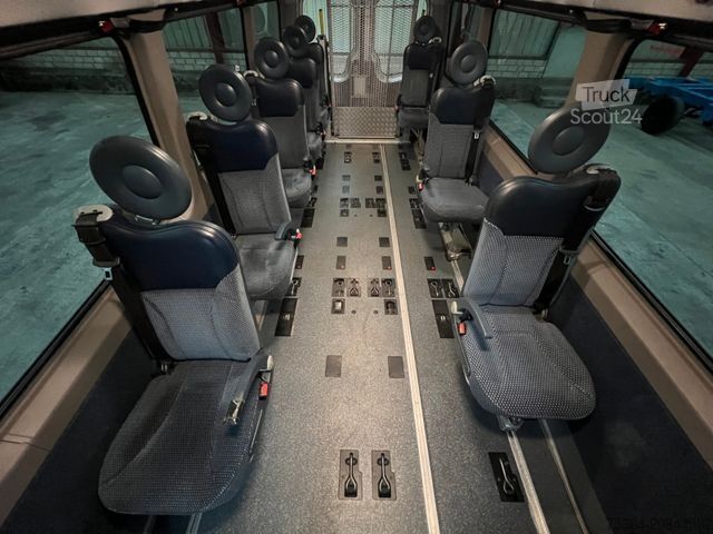 Minibús VOLKSWAGEN Crafter 2.5 TDi Maxi 9Sitze + Lift ENGINE BROKEN