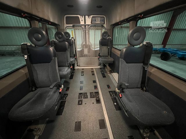 Minibús VOLKSWAGEN Crafter 2.5 TDi Maxi 9Sitze + Lift ENGINE BROKEN