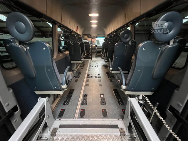 Minibús VOLKSWAGEN Crafter 2.5 TDi Maxi 9Sitze + Lift ENGINE BROKEN