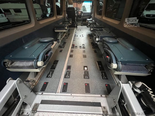 Minibús VOLKSWAGEN Crafter 2.5 TDi Maxi 9Sitze + Lift ENGINE BROKEN