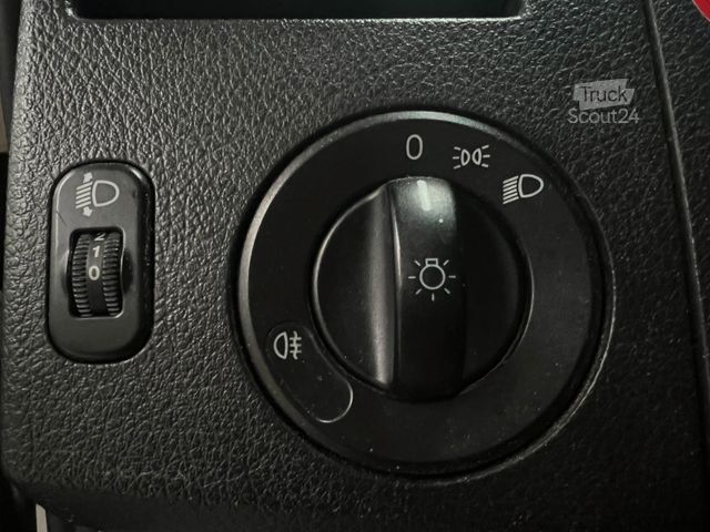 Minibús VOLKSWAGEN Crafter 2.5 TDi Maxi 9Sitze + Lift ENGINE BROKEN