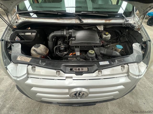 Minibús VOLKSWAGEN Crafter 2.5 TDi Maxi 9Sitze + Lift ENGINE BROKEN
