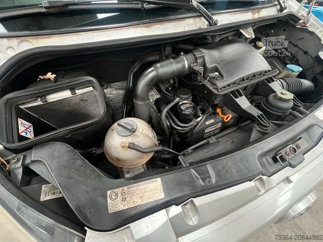 Minibús VOLKSWAGEN Crafter 2.5 TDi Maxi 9Sitze + Lift ENGINE BROKEN