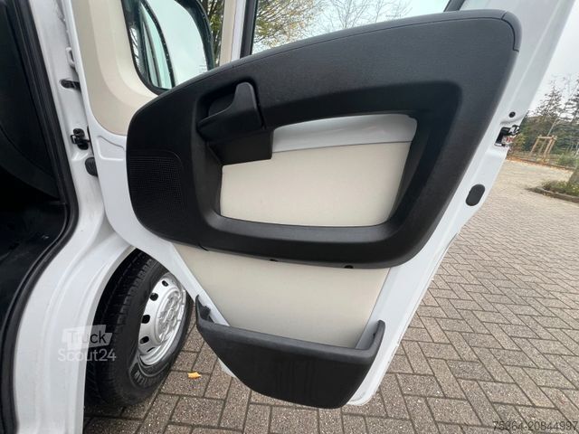 Minibus FIAT Ducato 3.0 Natural Power/CNG/Benzin 9 Sitze Pdc