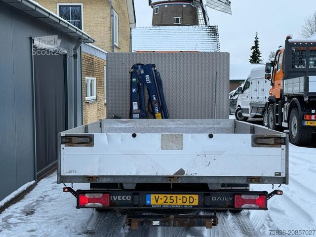 Tovornjak s ploščadjo in žerjavom Iveco Daily 40C18 3.0 PICK-UP Amco Veba 602T KRAAN Eu...