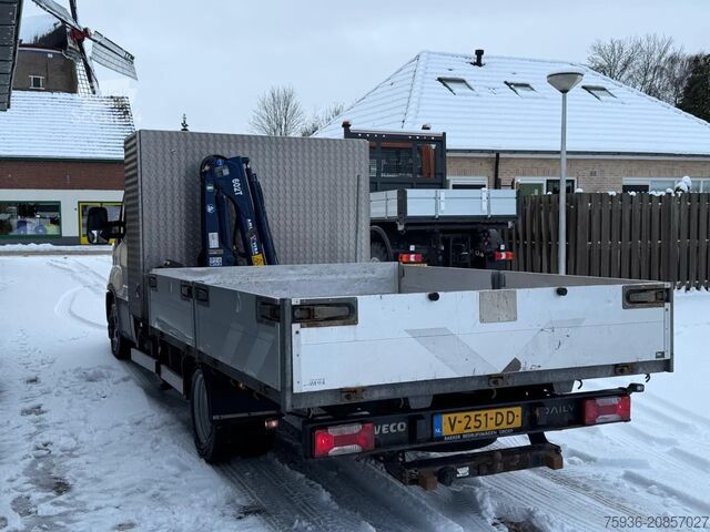Tovornjak s ploščadjo in žerjavom Iveco Daily 40C18 3.0 PICK-UP Amco Veba 602T KRAAN Eu...