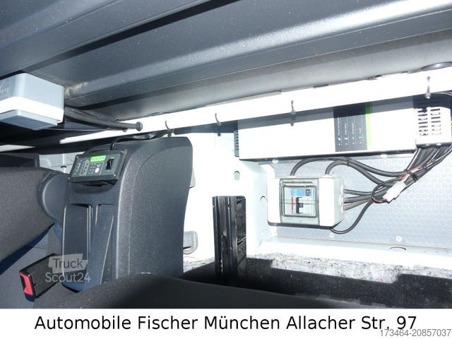 Ploščati dostavnik VOLKSWAGEN Caddy Nfz Maxi *Regale*Optikpaket*Wandler*