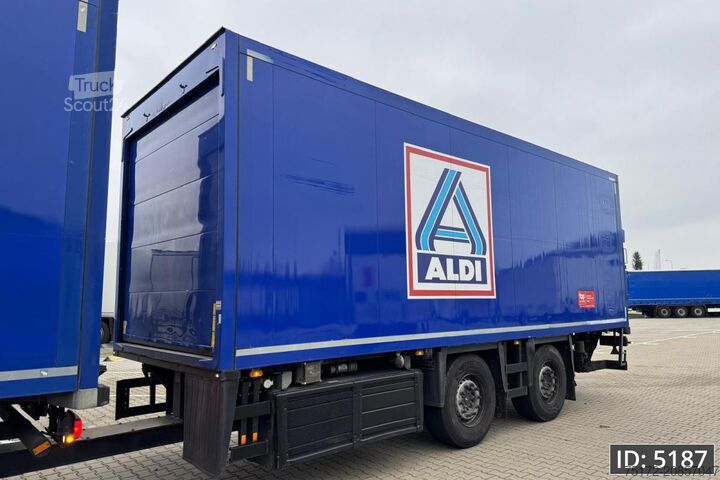 Refrigerated/frozen transport Mercedes-Benz Antos 2736 Day Cab, Euro 6, + Schmitz / Durchla...