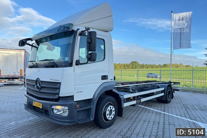 BDF system Mercedes-Benz Atego 1318 Day Cab, Euro 6, / BDF / DHOLLANDIA ...