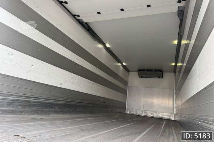 Refrigerated/frozen transport Mercedes-Benz Antos 2736 Day Cab, Euro 6, + Schmitz / Durchla...