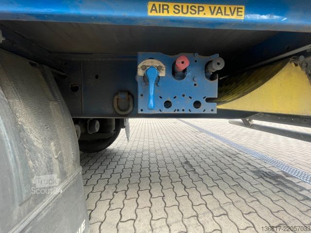 Nyitott ponyvás félpótkocsi KRONE SD Standard Plane Multilock/Huckepackausführung