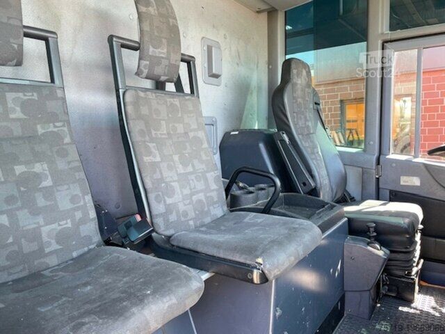 Camión de la basura Mercedes-Benz 2633 Econic 6x2 EEV Haller X1