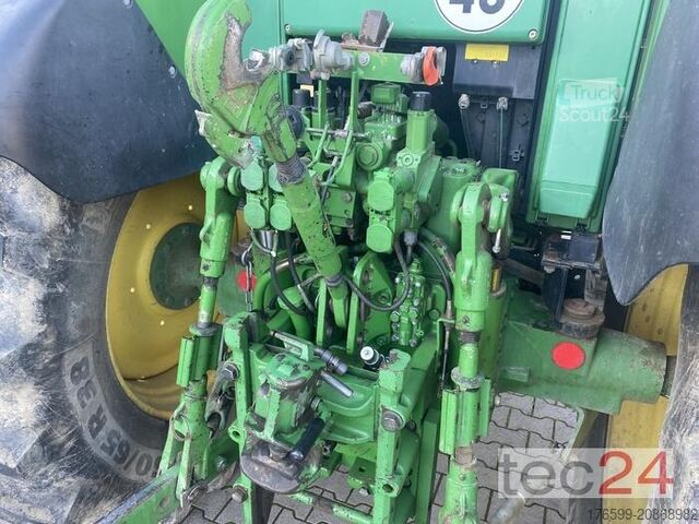 Traktor John Deere 6620