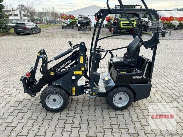 Hofschlepper Schäffer 1622 HOFLADER