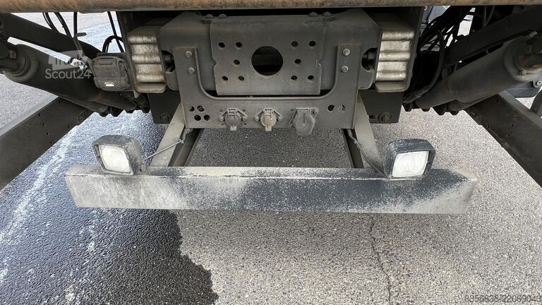 Standardni tegljač VOLVO FH