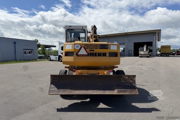Rolo compactador Liebherr 308 Mobilbagger / Swiss-Vehicle