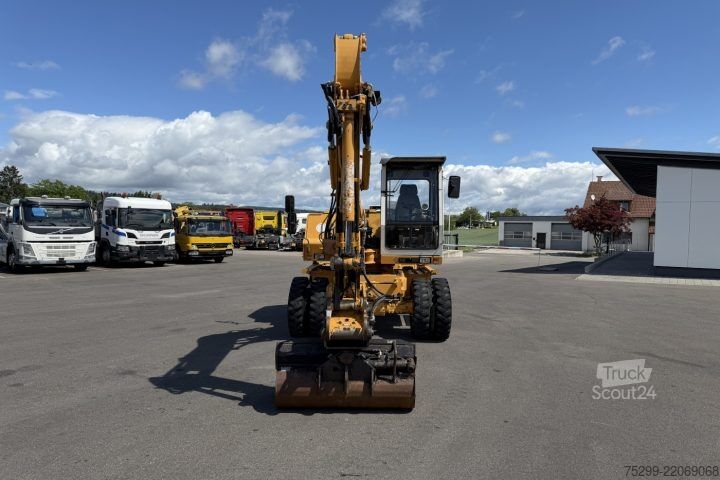 Rolo compactador Liebherr 308 Mobilbagger / Swiss-Vehicle