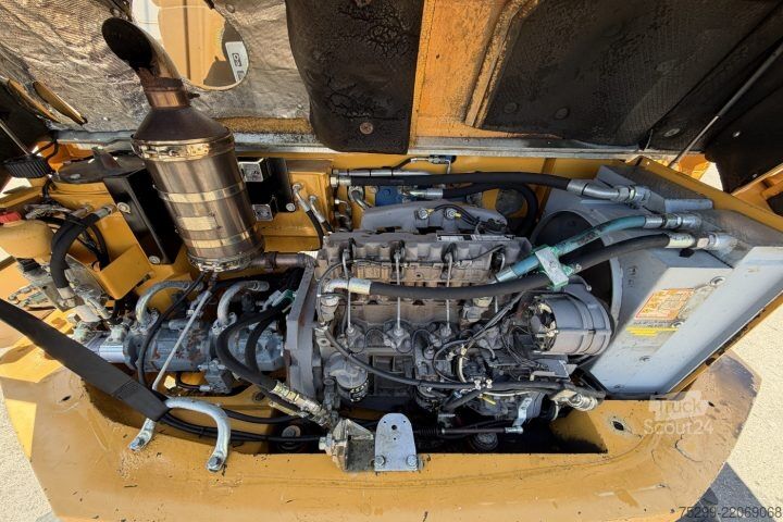 Rolo compactador Liebherr 308 Mobilbagger / Swiss-Vehicle