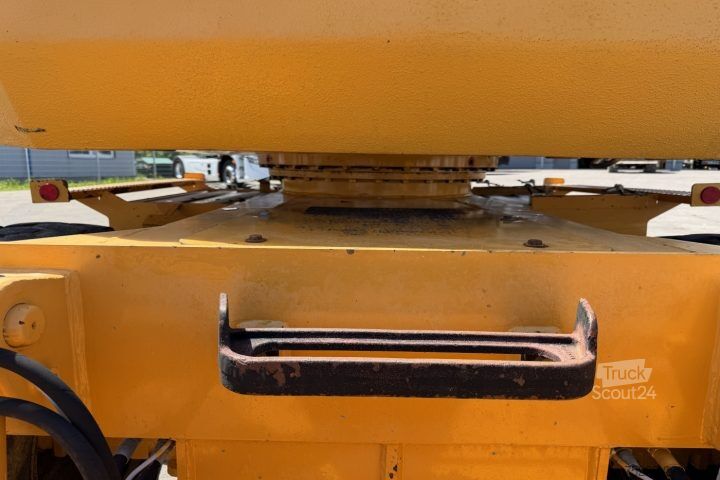Rolo compactador Liebherr 308 Mobilbagger / Swiss-Vehicle