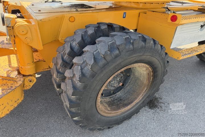 Rolo compactador Liebherr 308 Mobilbagger / Swiss-Vehicle
