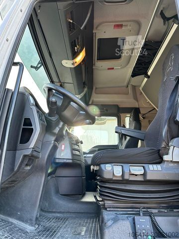 Tracteur routier standard MAN TGX 18.480