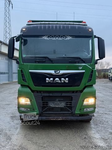 Camião florestal MAN TGX 26.510/PALFINGER M12Z