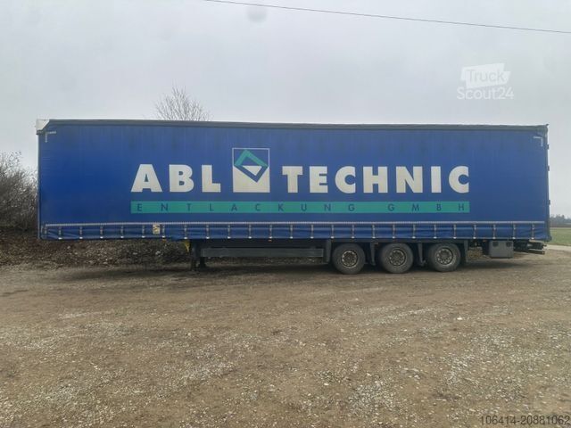 Odprta polprikolica s ponjavo SCHMITZ CARGOBULL Plane