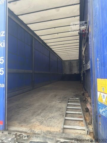 Odprta polprikolica s ponjavo SCHMITZ CARGOBULL Plane