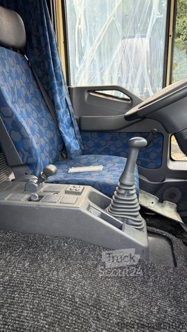 Kombiniran vozilo s ponjavo IVECO ML 10(UNFALL)