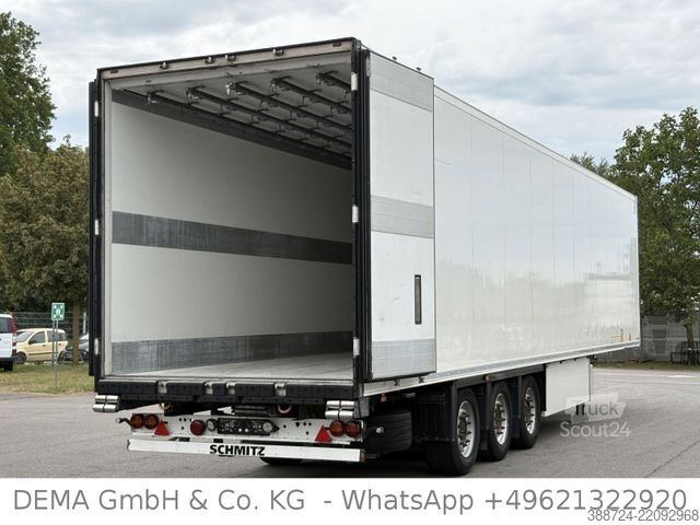 Hűtő félpótkocsi SCHMITZ CARGOBULL SCBS3B*5 Rohrbahnen*Fleischhang*Schmitz-Achsen*