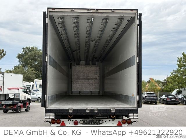Hűtő félpótkocsi SCHMITZ CARGOBULL SCBS3B*5 Rohrbahnen*Fleischhang*Schmitz-Achsen*