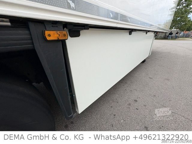 Hűtő félpótkocsi SCHMITZ CARGOBULL SCBS3B*5 Rohrbahnen*Fleischhang*Schmitz-Achsen*