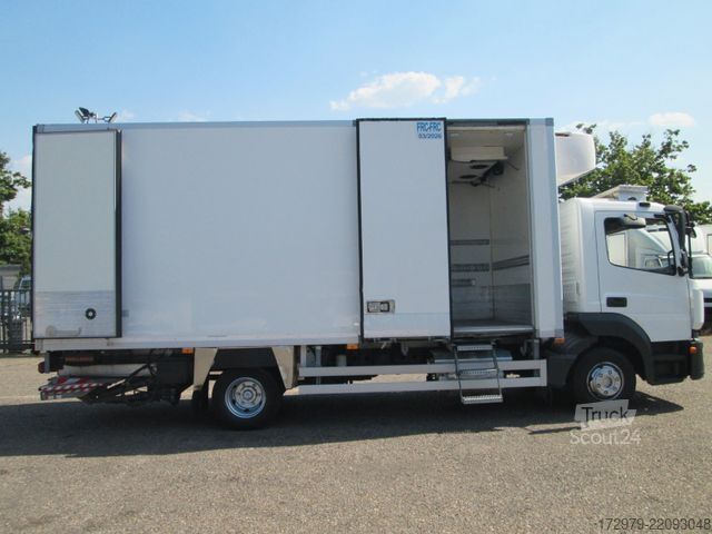 Hladilni tovornjak MERCEDES-BENZ Atego 1021*2xCarrier Kühlkoffer 5.72m*LBW*