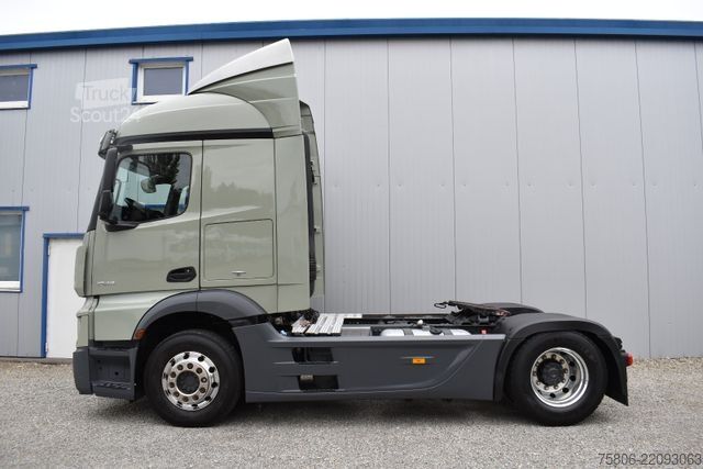 Štandardný ťahač MERCEDES-BENZ Actros 1843 LS 4x2 E6 Retarder