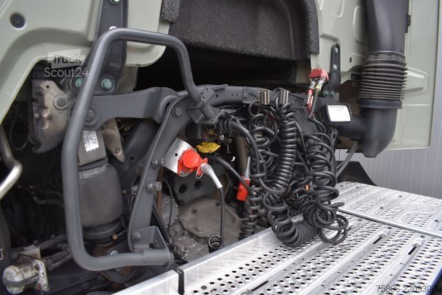 Štandardný ťahač MERCEDES-BENZ Actros 1843 LS 4x2 E6 Retarder
