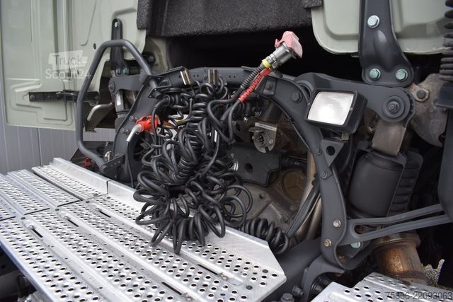 Štandardný ťahač MERCEDES-BENZ Actros 1843 LS 4x2 E6 Retarder