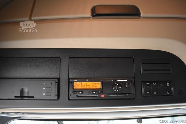 Štandardný ťahač MERCEDES-BENZ Actros 1843 LS 4x2 E6 Retarder