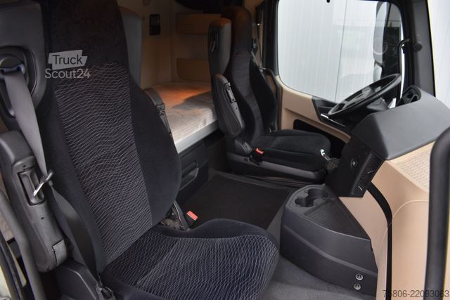 Štandardný ťahač MERCEDES-BENZ Actros 1843 LS 4x2 E6 Retarder