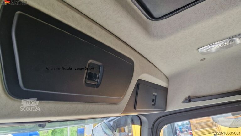 Véhicule utilitaire Mercedes-Benz 1840 Actros, 3x vorhanden, identisch deutsche Fahrzeuge einsatzbereit