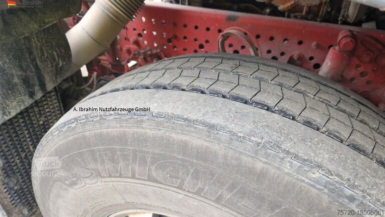 Véhicule utilitaire Mercedes-Benz 1840 Actros, 3x vorhanden, identisch deutsche Fahrzeuge einsatzbereit