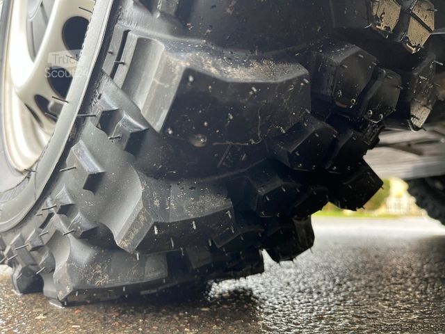 Transporter mit Pritsche & Plane VOLKSWAGEN T6 PRITSCHE+PLANE DOKA 4 MOTION OFFROAD REIFEN