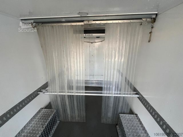 Šaldytuvo kėbulo furgonas RENAULT Master Kühlkoffer ThermoKing V300 Max - 20C.