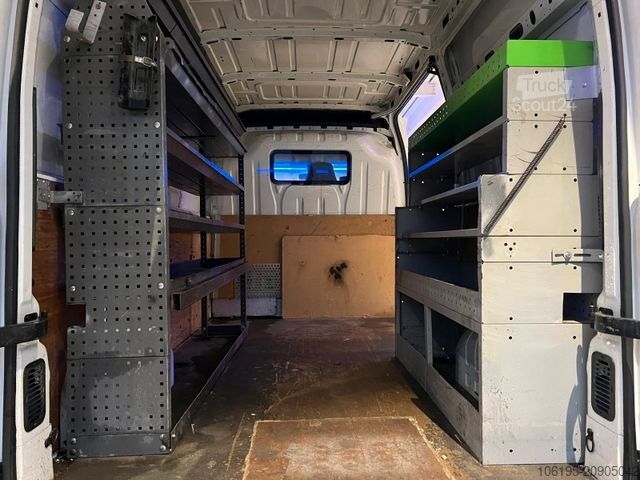 Furgoneta de caja alta OPEL Movano 2,3 CDTI *Klima*Garantie*+Regale