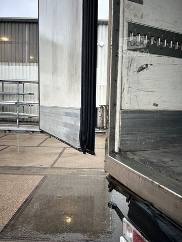 Šaldytuvas puspriekabė KRONE Cool Liner Duoplex Steel