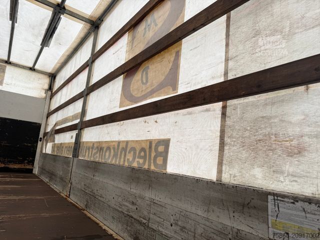 Samochód dostawczy z plandeką MAN 8.180 TGL BL Schiebeplane Klima 3 Sitzer