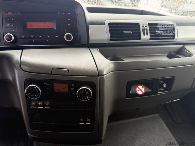 Samochód dostawczy z plandeką MAN 8.180 TGL BL Schiebeplane Klima 3 Sitzer